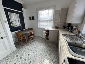 Photo 7- click for photo gallery